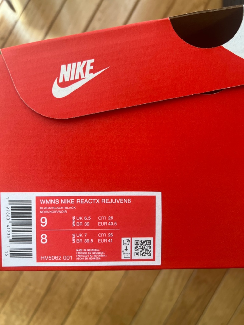 Nike ReactX Rejuven8 bundle.  Cream
And black like new condition .. see photos - Picture 2 of 7